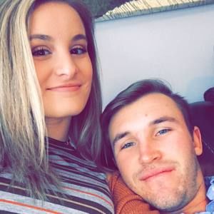 Meet your Posher, Addy